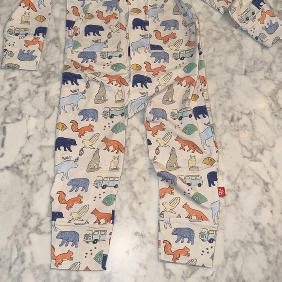 NWT MAGNETIC ME Animal Print Hooded Baby Romper 12/18M - Picture 3 of 7